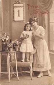 BG4478 1 januar mother with girl new year neujahr champagne germany  greetings