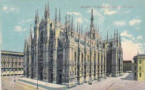 Italy Milano Il Duomo