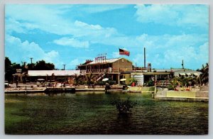 The Gill Motel  Key West  Florida   Postcard