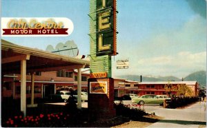 VANCOUVER, B.C. Canada ~ CITY CENTRE MOTOR HOTEL  c1950s  Cars Roadside Postcard