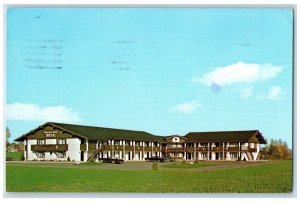 1974 Bavarian House Motel Panoramic View Frankenmuth MI, Alden NY Postcard