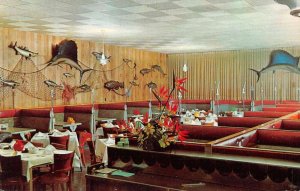 Jackson Mississippi Dennery's Sea Food House Dining Room Postcard AA38535