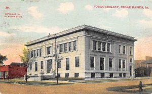 Public Library Cedar Rabids, Iowa USA View Postcard Backing 