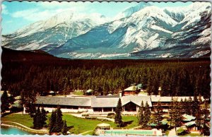 Postcard HOTEL SCENE Jasper Alberta AB AK9798