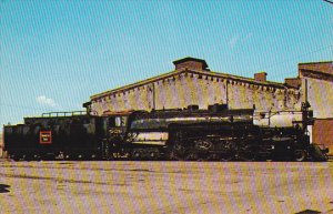 Burilington 5629 CB & Q 4-8-4 Locomotive