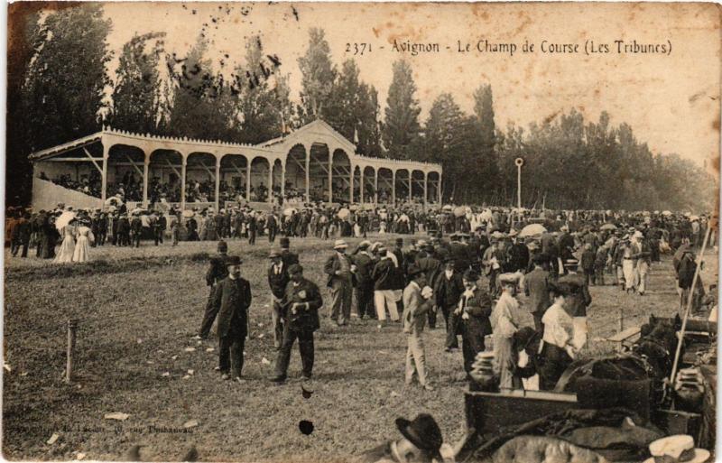 CPA AVIGNON - Le Champ de Course (Les Tribunes) (511495)