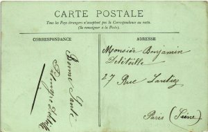 CPA Boulogne sur Mer- Eglise St Nicolas, Un jour de Marche FRANCE (1021081)