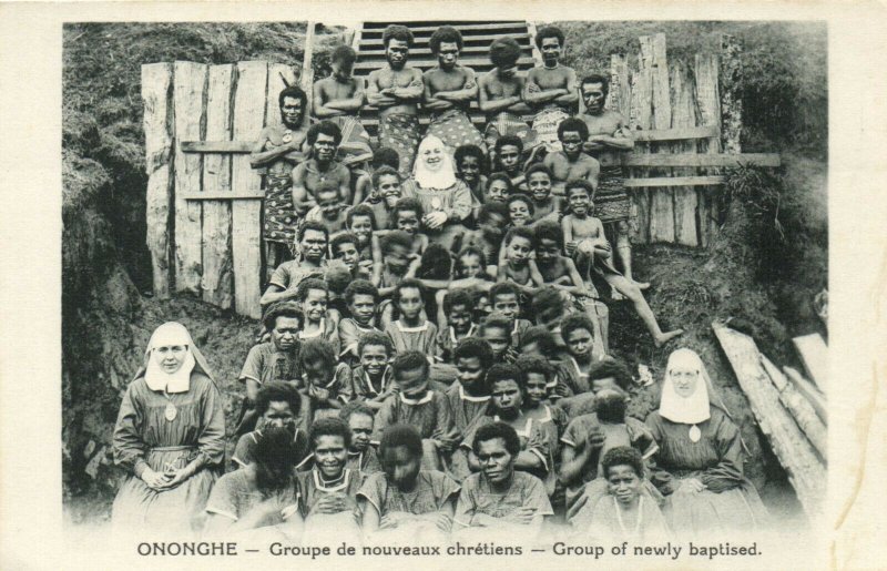 PC CPA PAPUA NEW GUINEA, ONONGHE, GROUP EF NEWLY BAPTISED, Postcard (b19792)