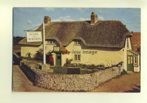 h0642 - Hare & Hounds Pub , Arreton , Isle of Wight - postcard by Dixon