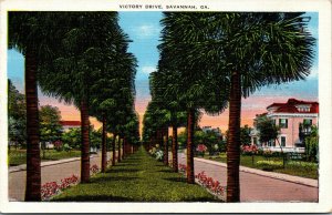 Vtg Savannah Georgia GA Victory Drive Street View Homes 1940s Linen Postcard