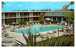 Postcard HOTEL SCENE Orlando Florida FL AQ1075