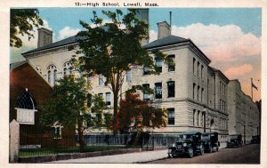 Lowell, Massachusetts - Showing the Lowell High School - c1920