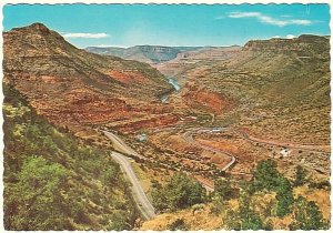 Switchback Through Salt River Canyon, Arizona, 1972 Chrome Postcard