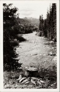 Fishin's Good in North Idaho ID Fishing Fish Unused Ross Hall RPPC Postcard E94