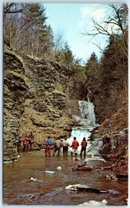 M-40675 Rainbow Fishing In The Finger Lakes Deckertown Falls Montour Falls Ne...