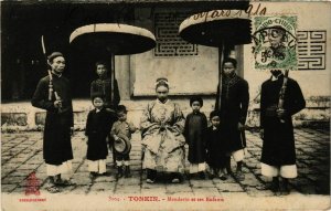 CPA AK INDOCHINA Tonkin Mandarin et ses Enfants VIETNAM (959026)