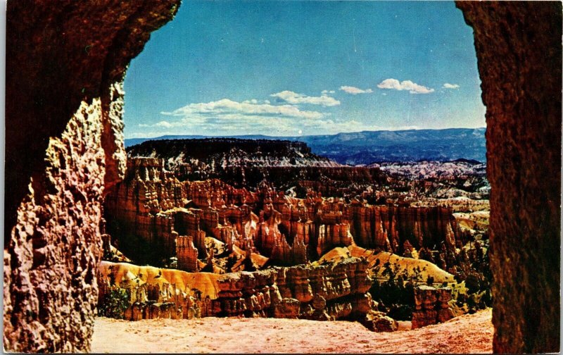 Tunnel Navajo Trail Bryce Canyon National Park Utah UT Sunset Point Postcard VTG 