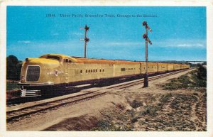 Postcard 1930s Union Pacific Streamline Train Chicago to the Rockies TR24-3558