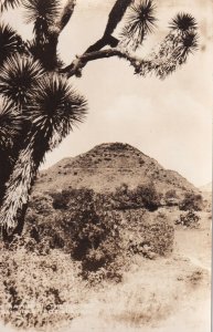 RP; SAN JUAN TEOTIHUACAN, Mexico, 1930-1940s; Piramid Of The Moon