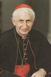 Cardinal Basil Hume Archbishop Of Westminster 1970s Postcard