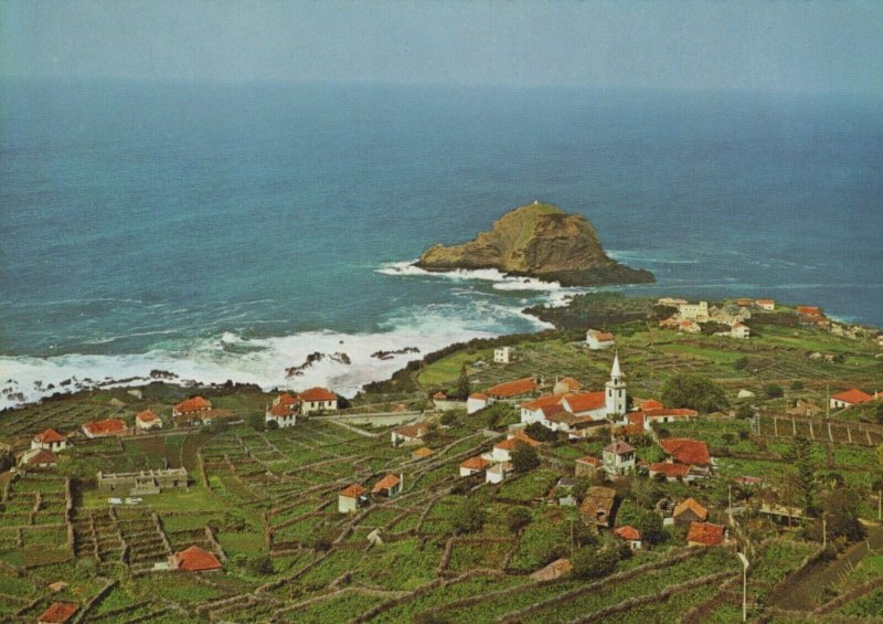 Portugal Postcard - Funchal - Porto Do Moniz Village  RR9378