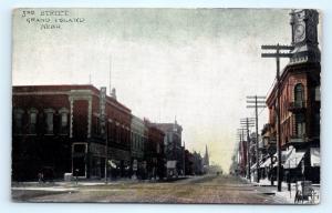 Postcard NE Grand Island 3rd Street 1911 View Wolbach's Store H17