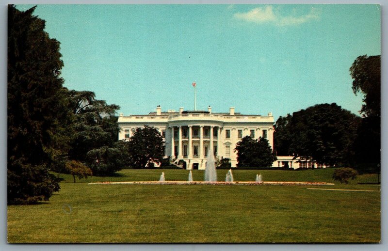 Postcard Washington DC c1960s White House Executive Mansion Exterior View