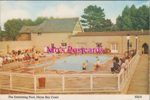 Kent Postcard - Herne Bay Court, The Swimming Pool. Posted 1982 - RS37579