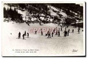 CPM & # 39hiver Sports of skiing at Mont Dore ski field near the town