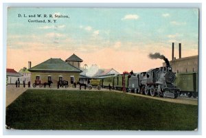 1915 D. L. And W. R. R. Railroad Train Station Depot Cortland NY Postcard