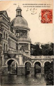 CPA St-GEORGES-sur-LOIRE - Les douves du Chateau de Serrant (253794)