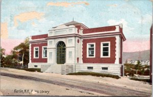 Postcard NH Berlin - Public Library - damage on front