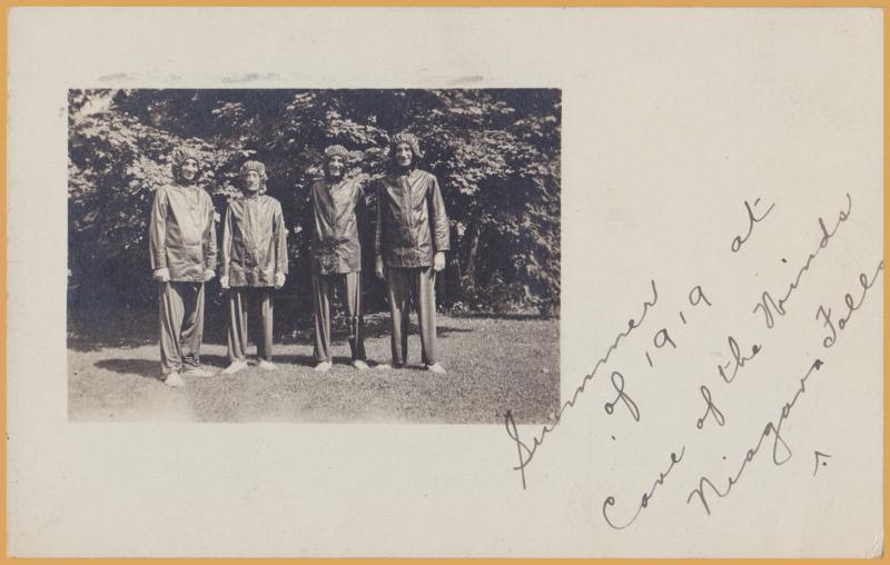 RPPC-Niagara Falls, N.Y., People dressed in Rain Gear, Cave of the Winds-1921