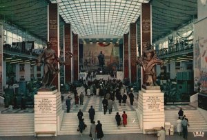 Vintage Postcard Pavilion of the USSR The Main Hall Quebec, Canada