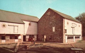 Vintage Postcard 1930's Heart Of Dutchland Barn Sunny Acre Farm Kutztown PA