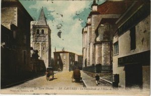 CPA CASTRES La Cathedrale et l'Hotel-de-Ville (1087471)