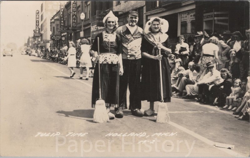 c.1930s Holland Michigan Main Street Scene RPPC Tulip Time Parade & Party