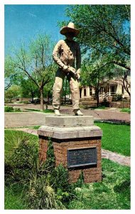 Postcard MONUMENT SCENE Dodge City Kansas KS AR8798