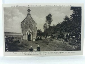 Vtg Postcard Pilgrims Arrive to Pray at The Chapel of the Souhaitie Plouer VGC