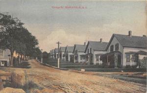 Rhode island   Mapleville , Cottage Street