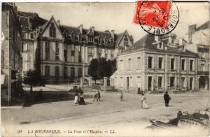 CPA La Bourboule La Poste et l'Hospice FRANCE (1284726)