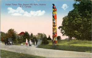 postcard Victoria BC Canada - Beacon Hill Park - Indian Totem Pole