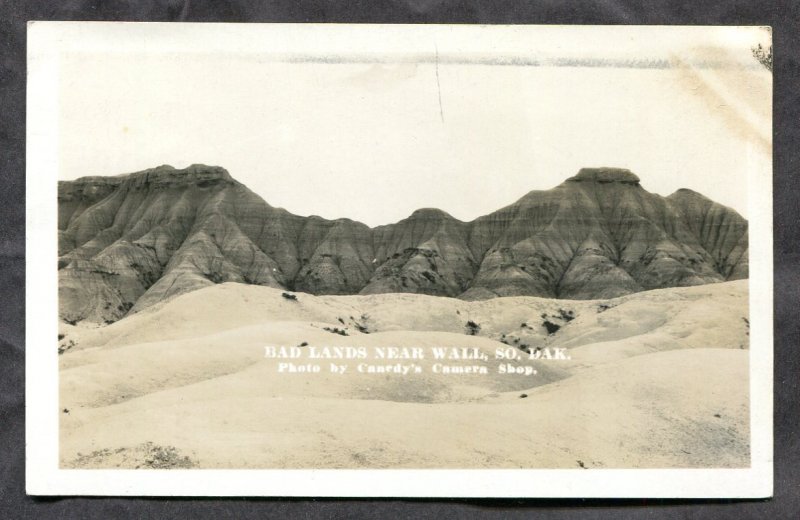 h2732 - Near WALL SD, Bad Lands 1933 Real Photo Postcard