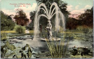 Postcard MO St. Louis - Fountain at O'Fallon Park