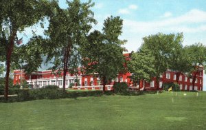 Vintage Postcard Moor Baths Hotel Private Park Golf Course Waukesha Wisconsin WI