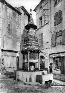 BR5990 Fontaine pagode detant de 1649 Anduze   france