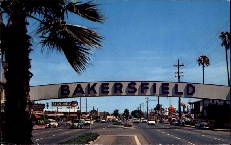 Bakersfield California CA Welcome Arch 1960s Street Scene Vintage Postcard