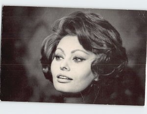 Postcard Sophia Loren by Roddy McDowall from the Book Double Exposure Take Two