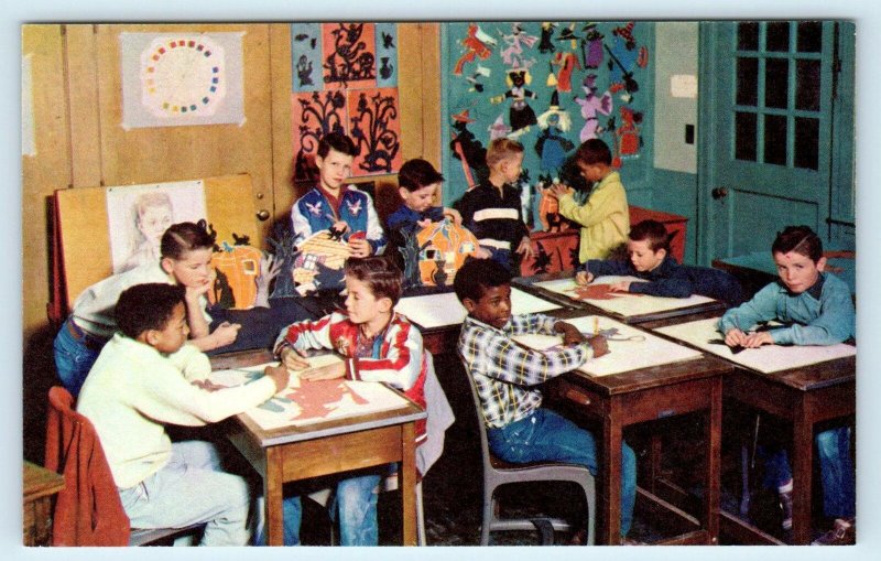 BOYS TOWN, NE Nebraska GRADE SCHOOL ART ROOM 1956 Douglas County  Postcard