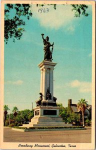 Postcard MONUMENT SCENE Galveston Texas TX AO3084